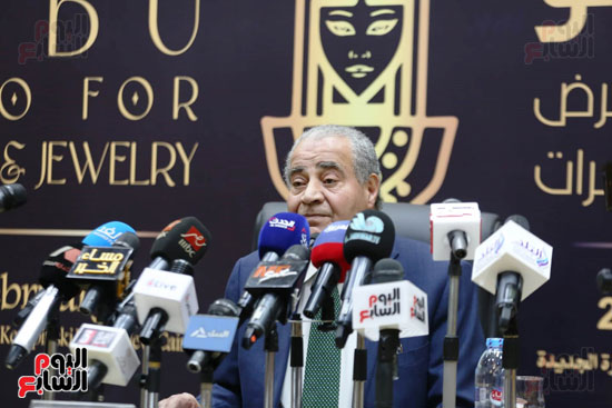 وزير التموين تنظيم معرض للمجوهرات ودعم صناعة الذهب 19 فبراير (4)