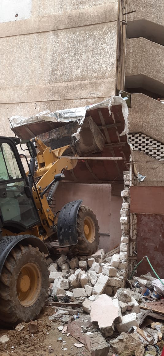 حملة مكبرة لإيقاف أعمال البناء المخالف بنطاق أحياء الإسكندرية  (3)