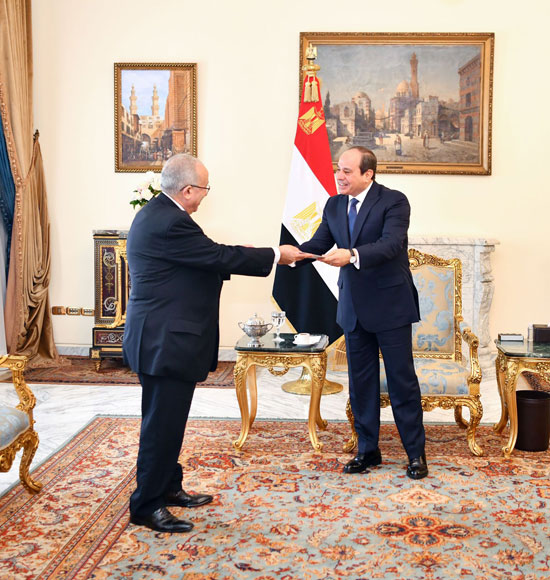 الرئيس عبد الفتاح السيسى ووزير الشئون الخارجية الجزائرية (1)
