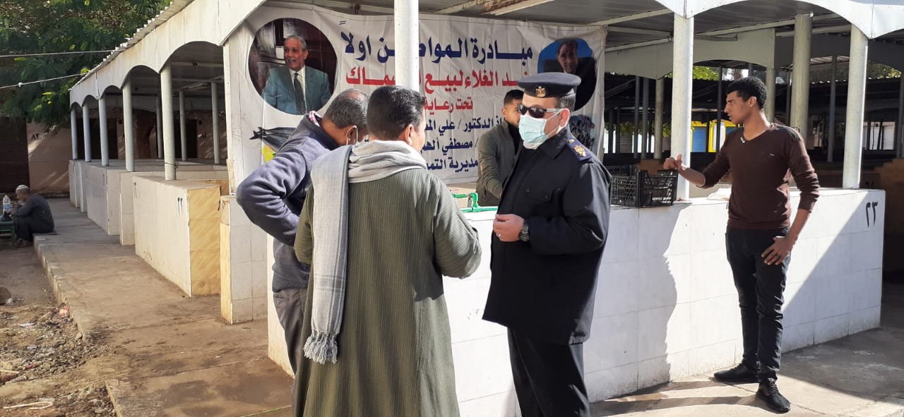 شرطة المرافق بالأقصر تحرر وتضبط 114 مخالفة وشيشة  (4)