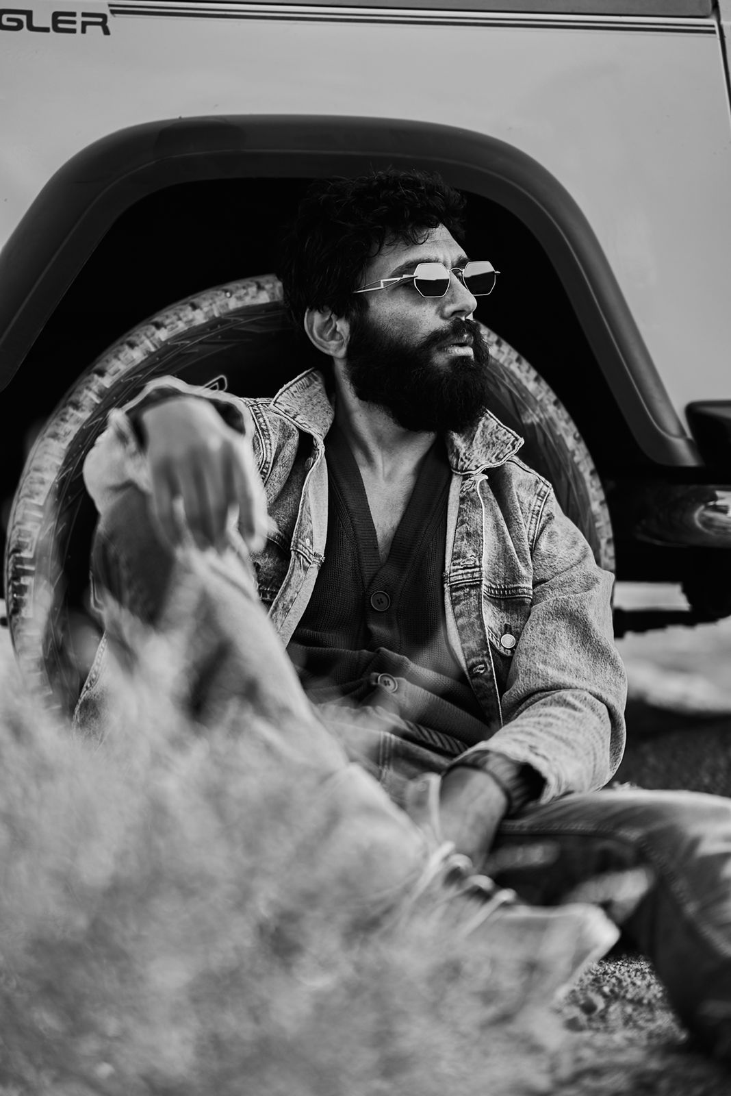 جلسة تصوير الفنان حسن الرداد جلسة تصوير الفنان حسن الرداد