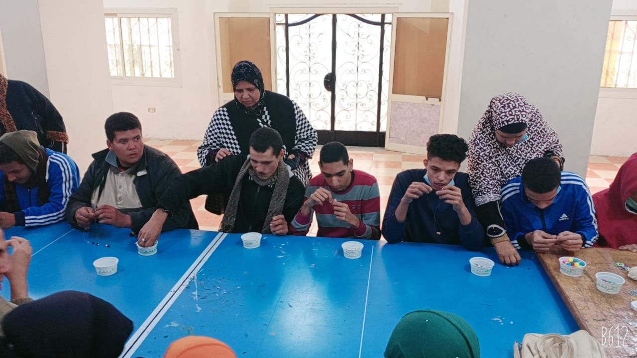 شباب قادرون باختلاف يشاركون بدورات المهن الحرفية واليدوية بكفر الشيخ (5)