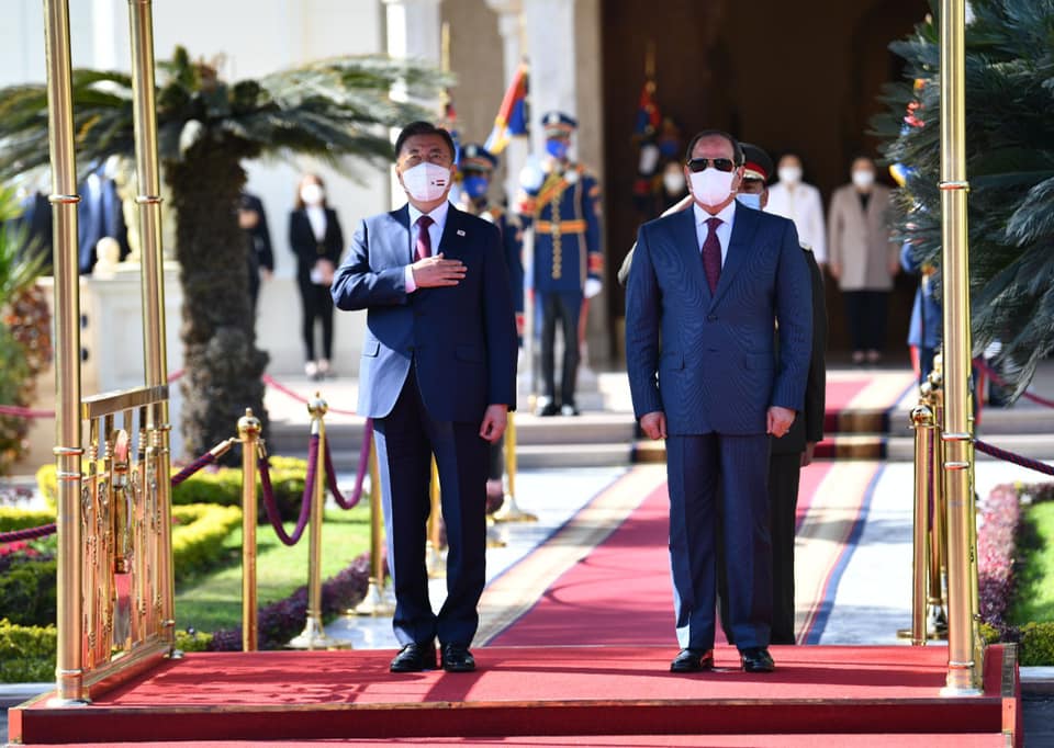 استقبال الرئيس الكورى الجنوبى فى قصر الاتحادية (3)