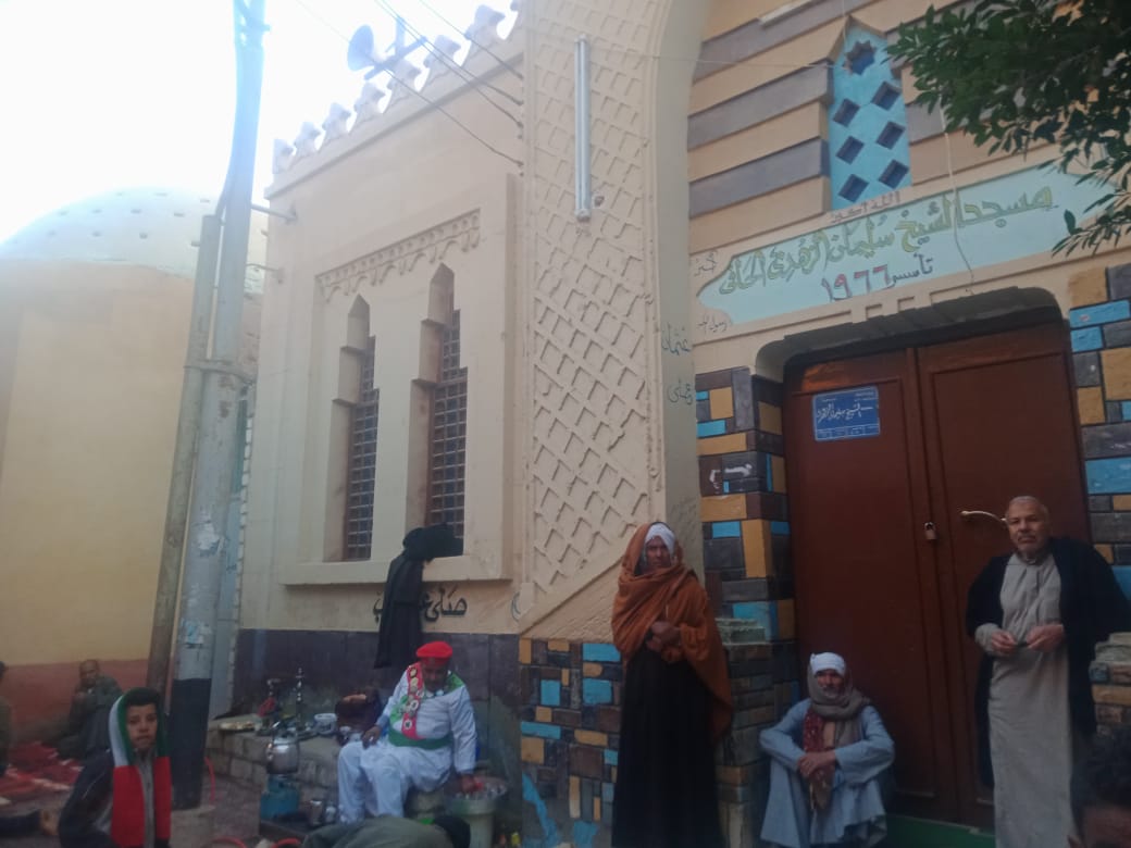 مسجد ومقام الشيخ سليمان الزهدى الحافى (1)
