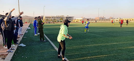 ميرنا تعطى التعليمات