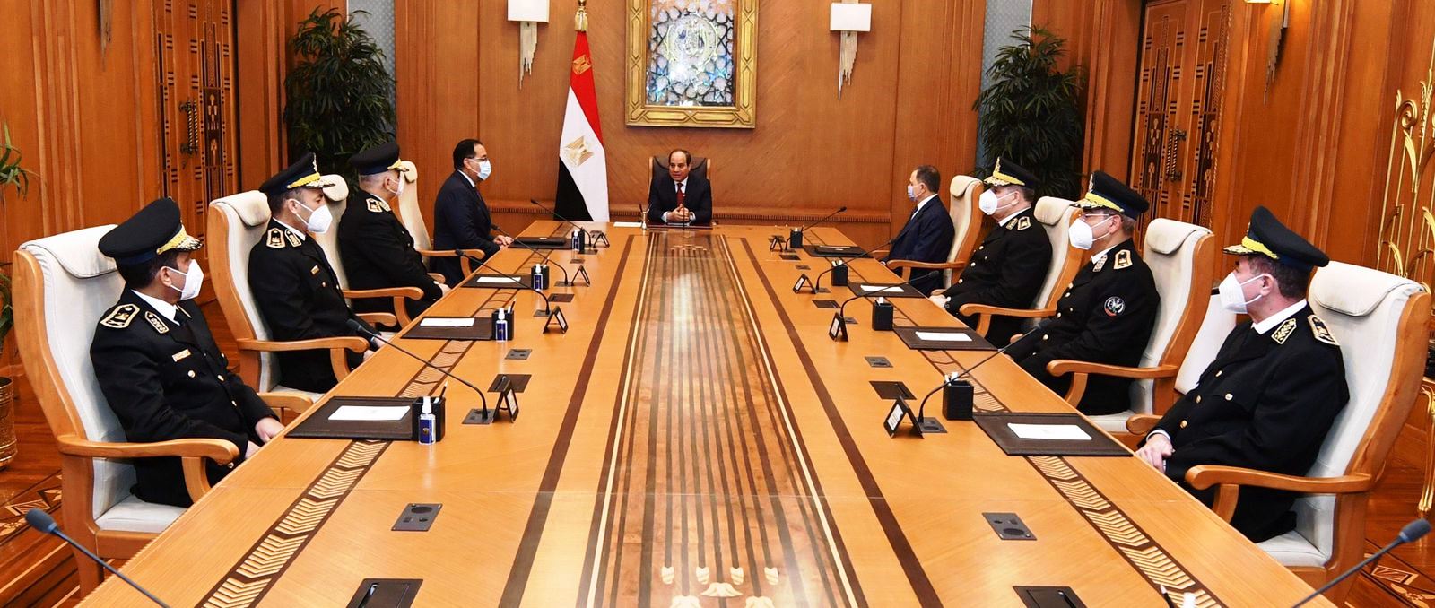 اجتماع الرئيس السيسي مع المجلس الأعلى للشرطة