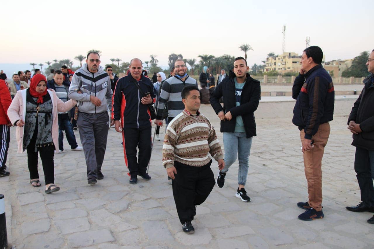 شباب ورياضة الأقصر تنظم رحلة لذوي الهمم في معبد الكرنك (5)