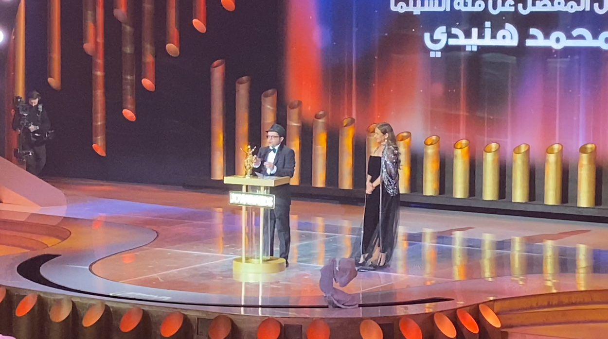 محمد هنيدى وكارمن بصيبص فى حفل جوائز JOY AWARDS (1)