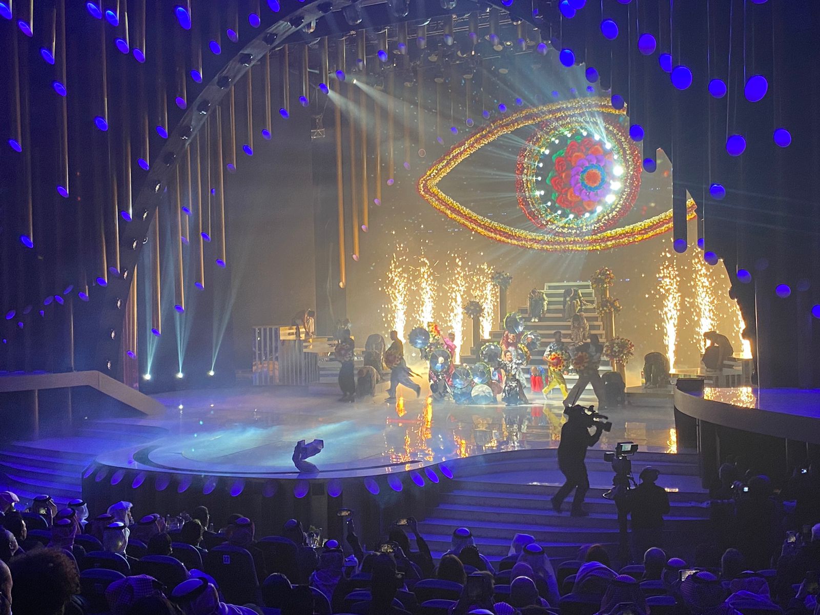 نانسي عجرم تفوز بجائزة جوي اوررد افضل اغنية عن اغنيتها سلامات (10)