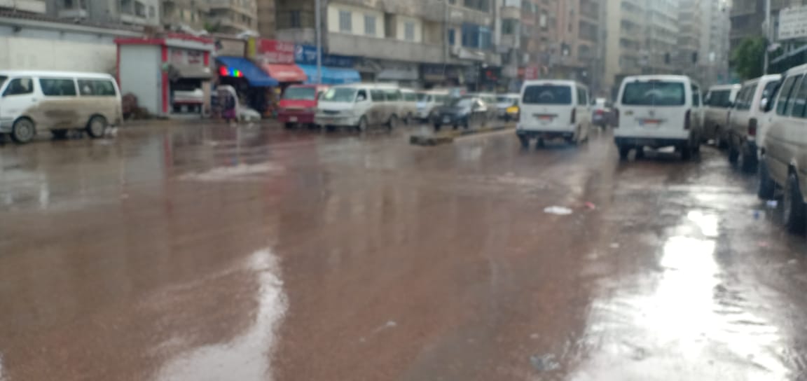 جانب من الأمطار بالإسكندرية