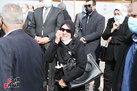 جنازة ياسر رزق (12)