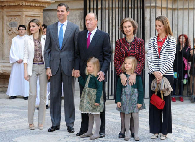 العائلة الملكية فى اسبانيا