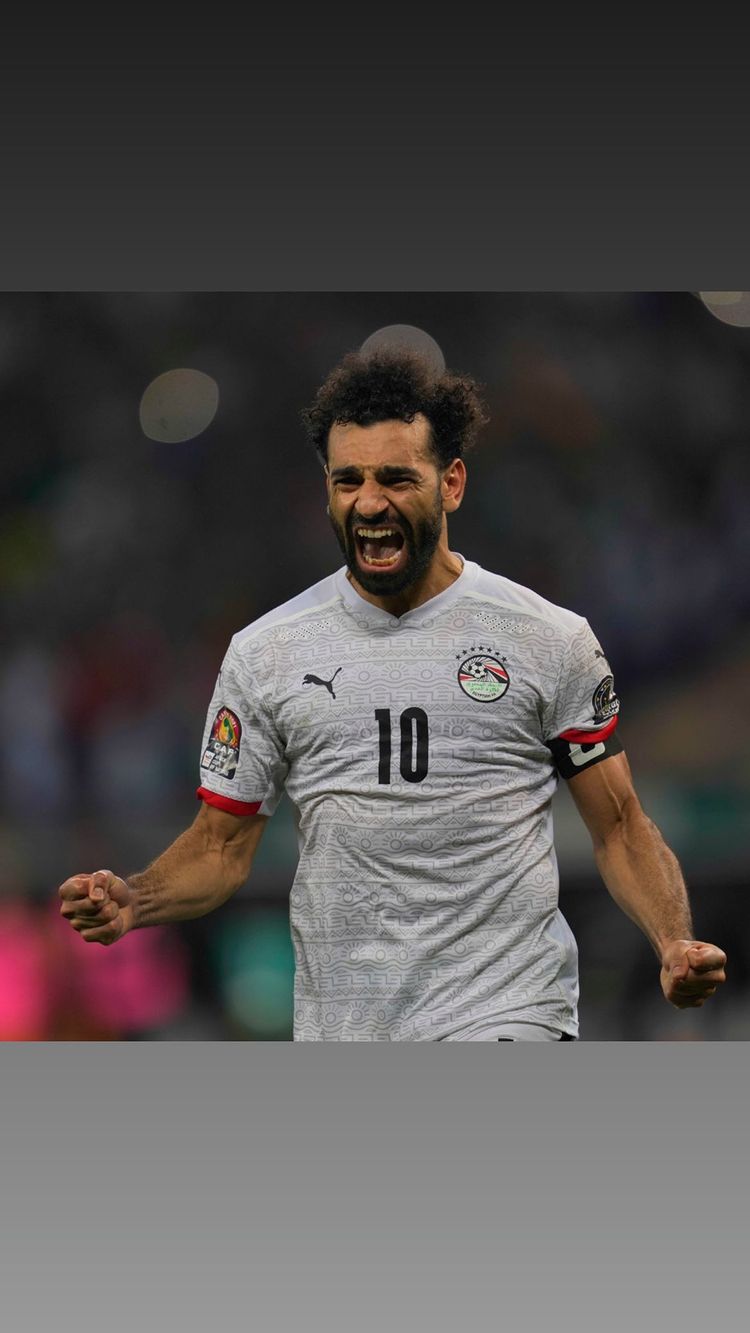 محمد صلاح يحتفل بالفوز على كوت ديفوار