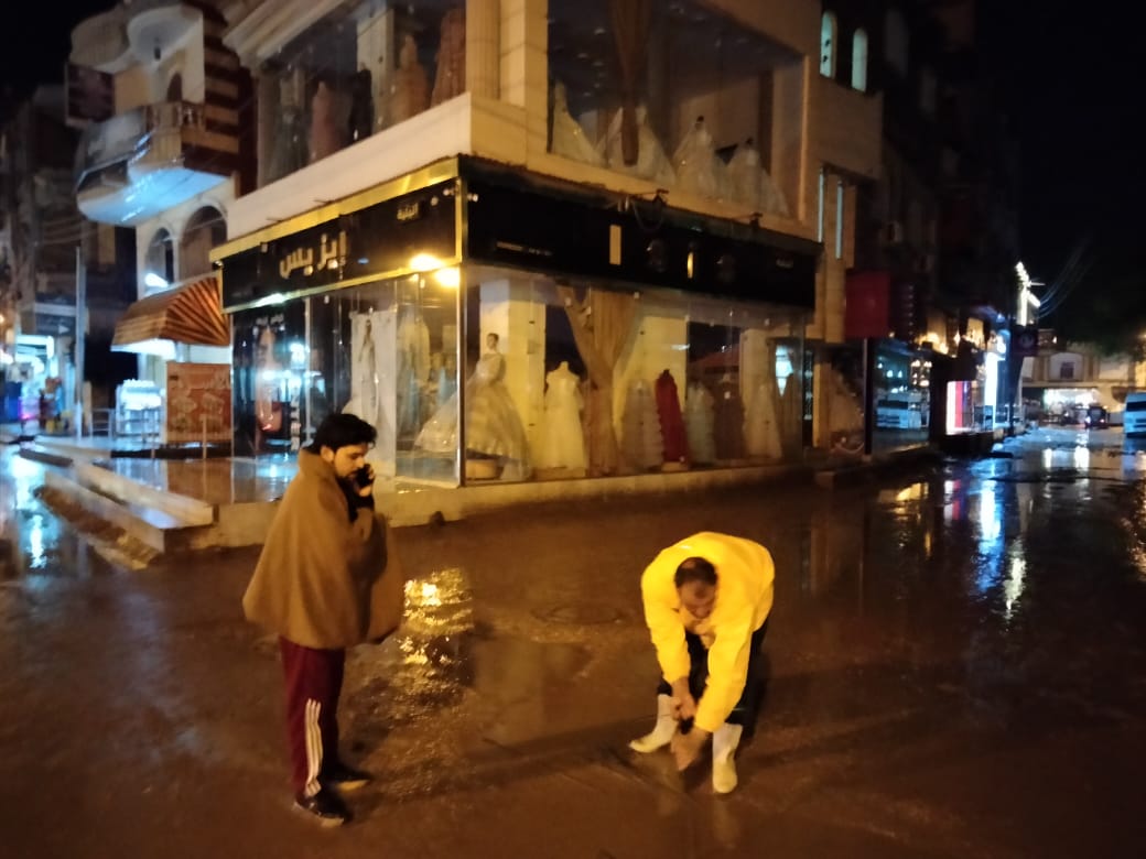 رفع مياه الامطار بمدينة تالحامول