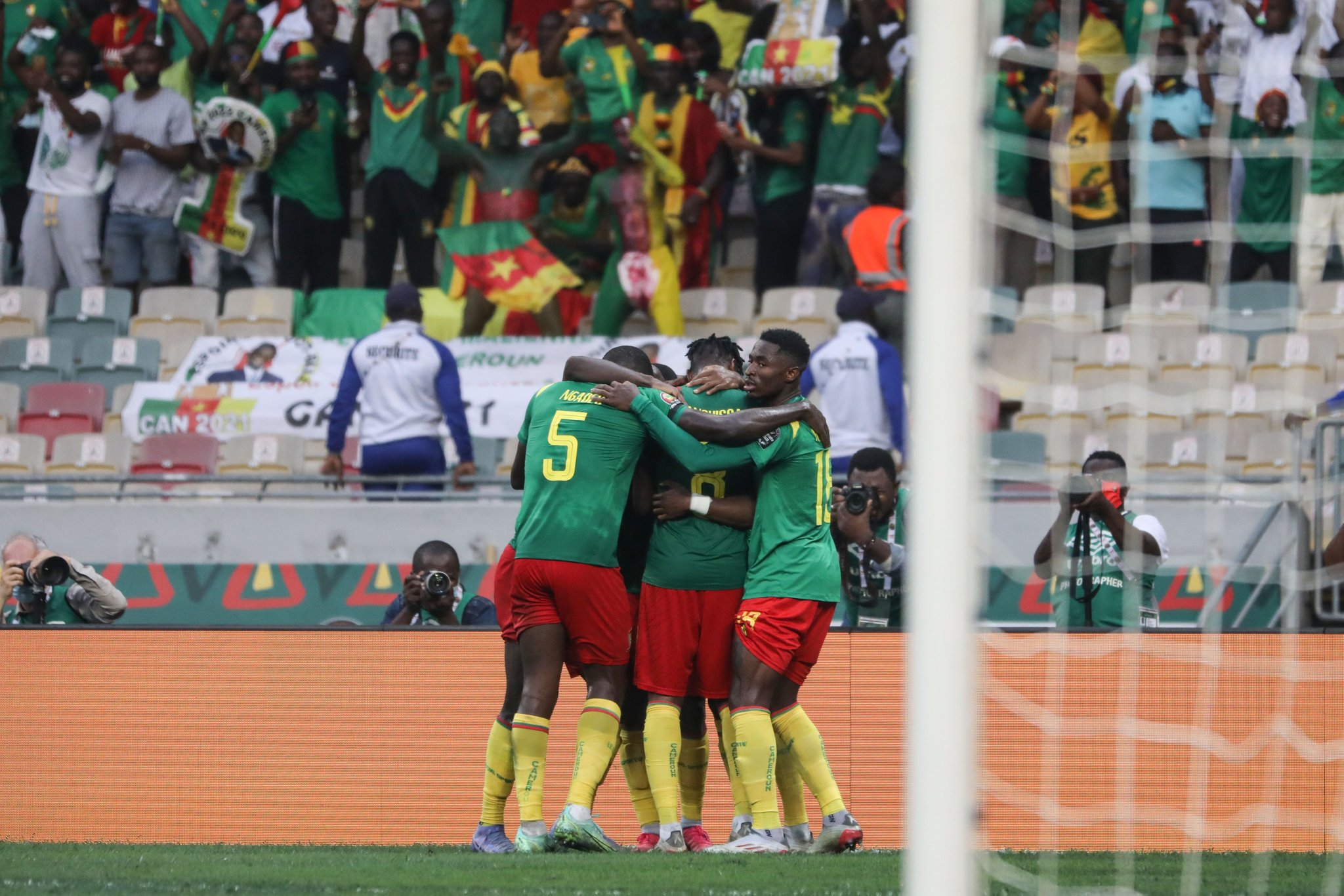 مباراة جامبيا ضد الكاميرون  (8)