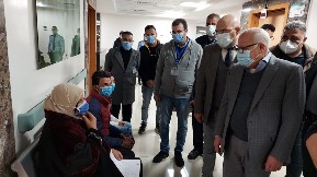 محافظ بورسعيد يتفقد مستشفى ٣٠ يونيو