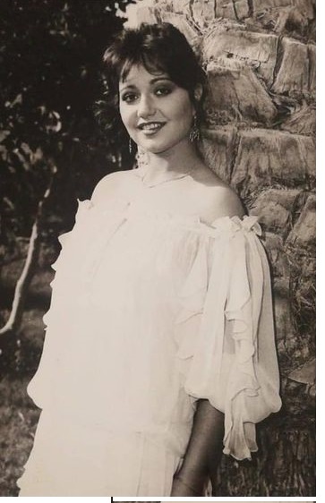 ليلى علوى فى شبابها ليلى علوى فى شبابها