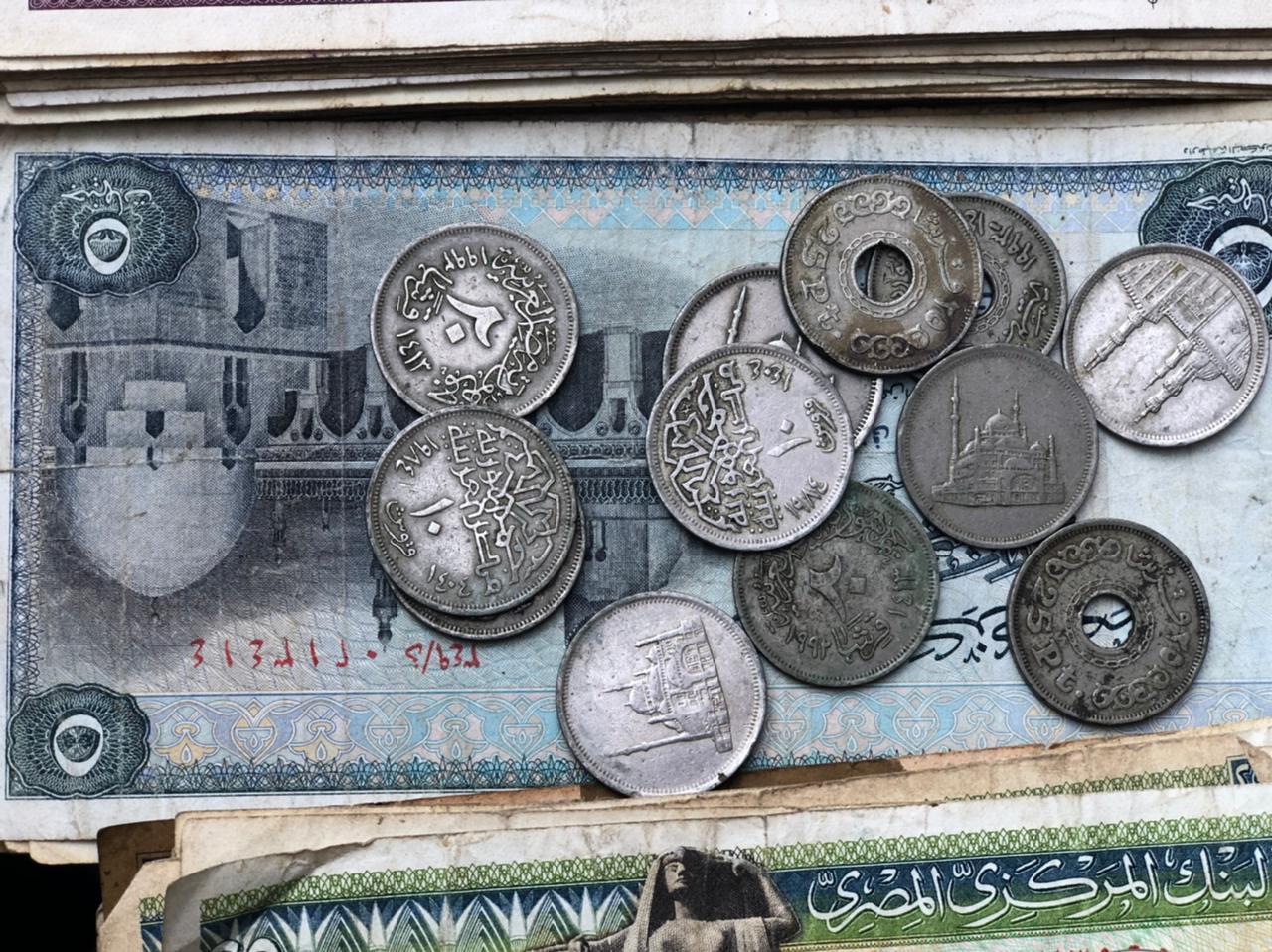 أقدم العملات المصرية