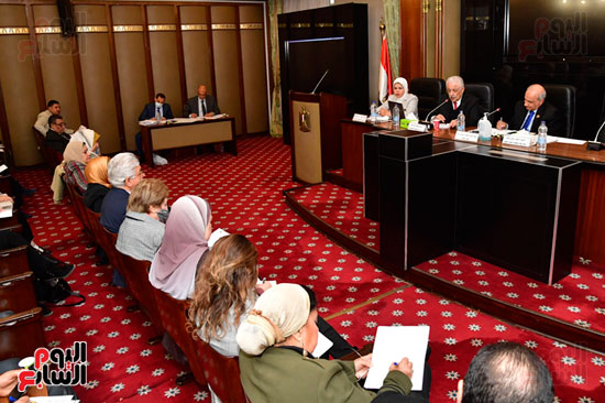 اجتماع لجنة التعليم والبحث العلمي برئاسة الدكتور سامي هاشم (8)