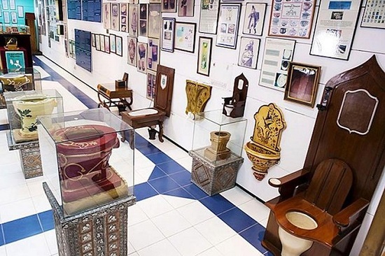 متحف سولاب الدولي للمراحيض في الهند