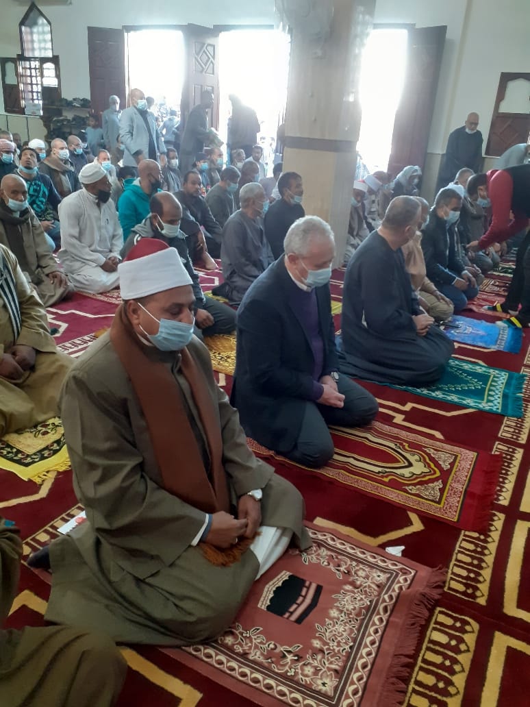 محافظ الأقصر يشهد افتتاح مسجد الراضي بعد إحلاله وتجديده