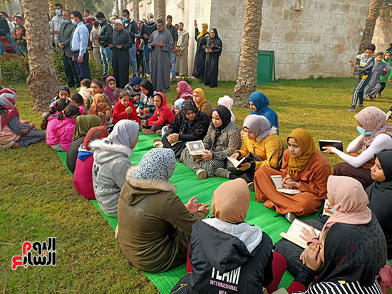 أطفال أبو رقبة بالمنوفية ينظمون مقرأة لقراءة القرآن (8)