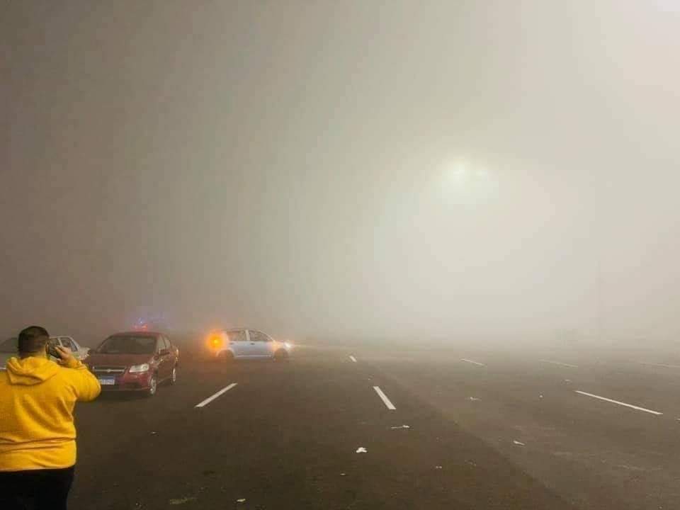 صور لحادث تصادم مروع بين سيارة ميكروباص وأتوبيس نقل عام، (3)