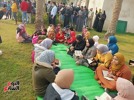 أطفال أبو رقبة بالمنوفية ينظمون مقرأة لقراءة القرآن (6)