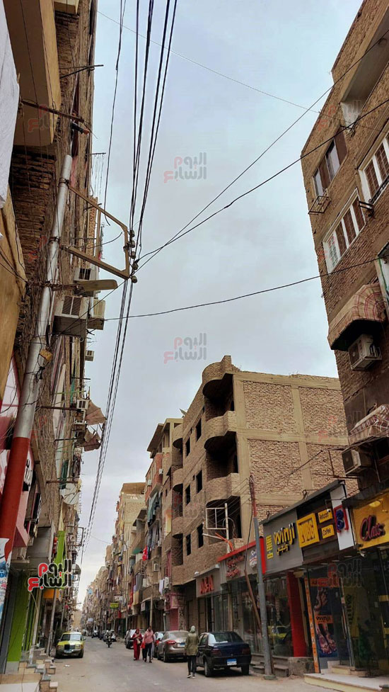 أمطار-خفيفة-بمدينة-الأقصر-فى-نهار-غابت-فيه-الشمس