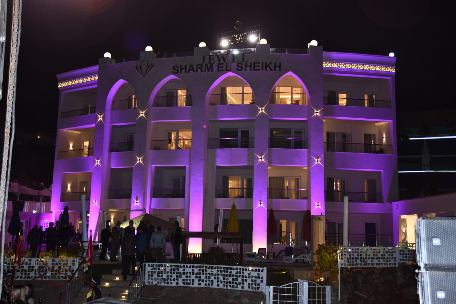 القوات المسلحة تفتتح فندق بشرم الشيخ بعد انتهاء أعمال تطويره (1)