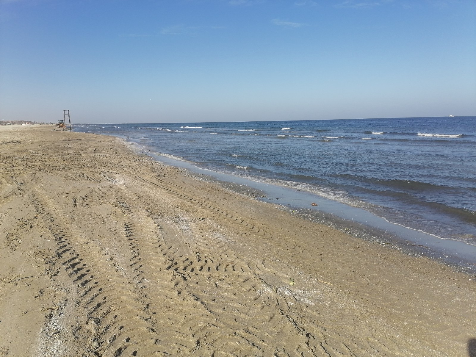 جانب من شاطئ محافظة بورسعيد الان