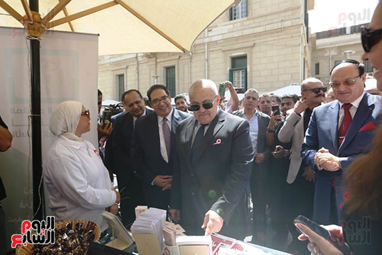 جولة رئيس جامعة القاهرة (11)