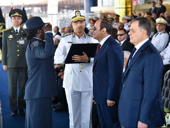 الرئيس السيسى يشهد حفل تخرج دفعة جديدة من كلية الشرطة (7)