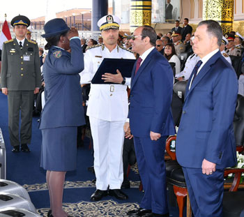 الرئيس السيسى يشهد حفل تخرج دفعة جديدة من كلية الشرطة (12)