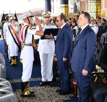 الرئيس السيسى يشهد حفل تخرج دفعة جديدة من كلية الشرطة (4)