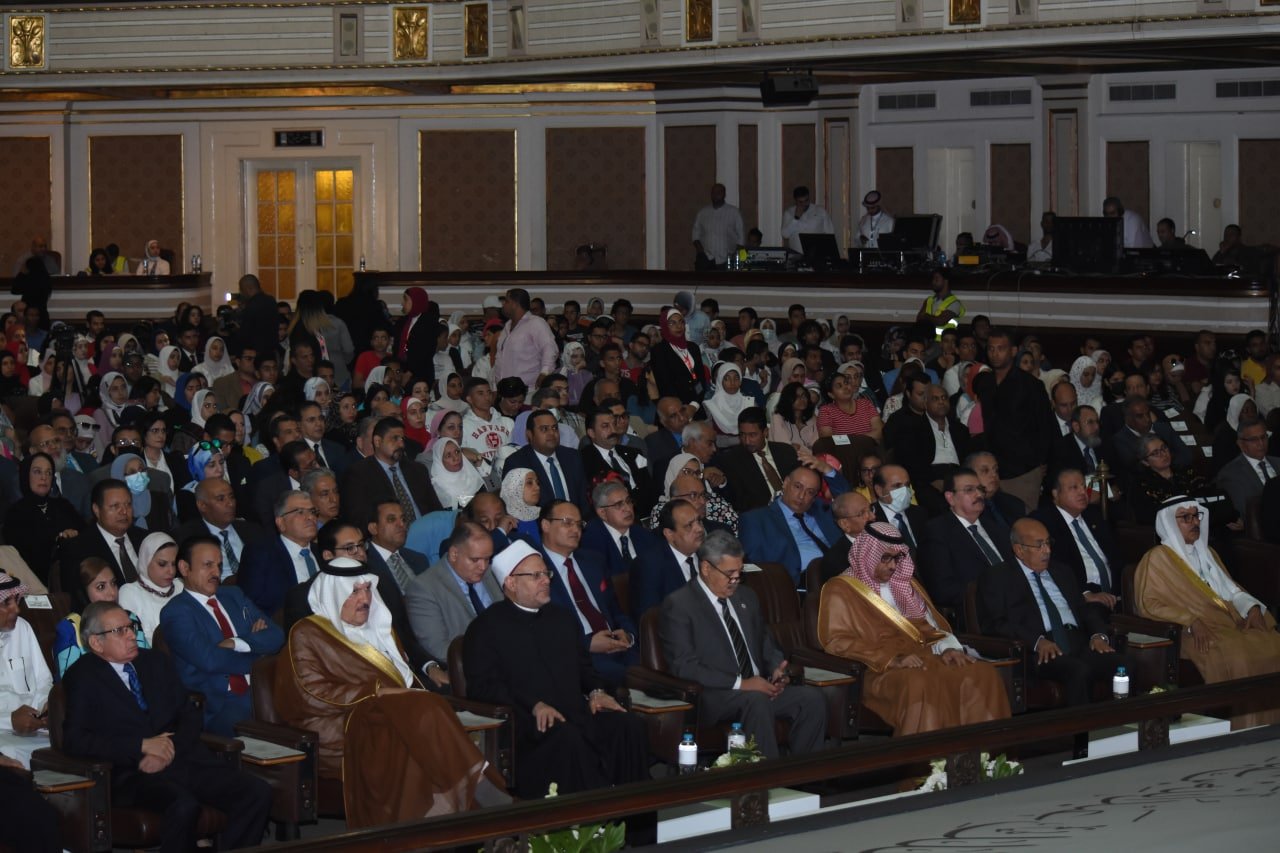 فعاليات حفل توزيع جائزة الملك عبد الله بن عبد العزيز للترجمة بجامعة القاهرة (14)
