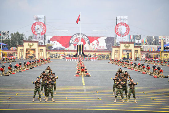 الرئيس السيسى خلال الاحتفال بتخريج دفعات جديدة من الكليات العسكرية (13)