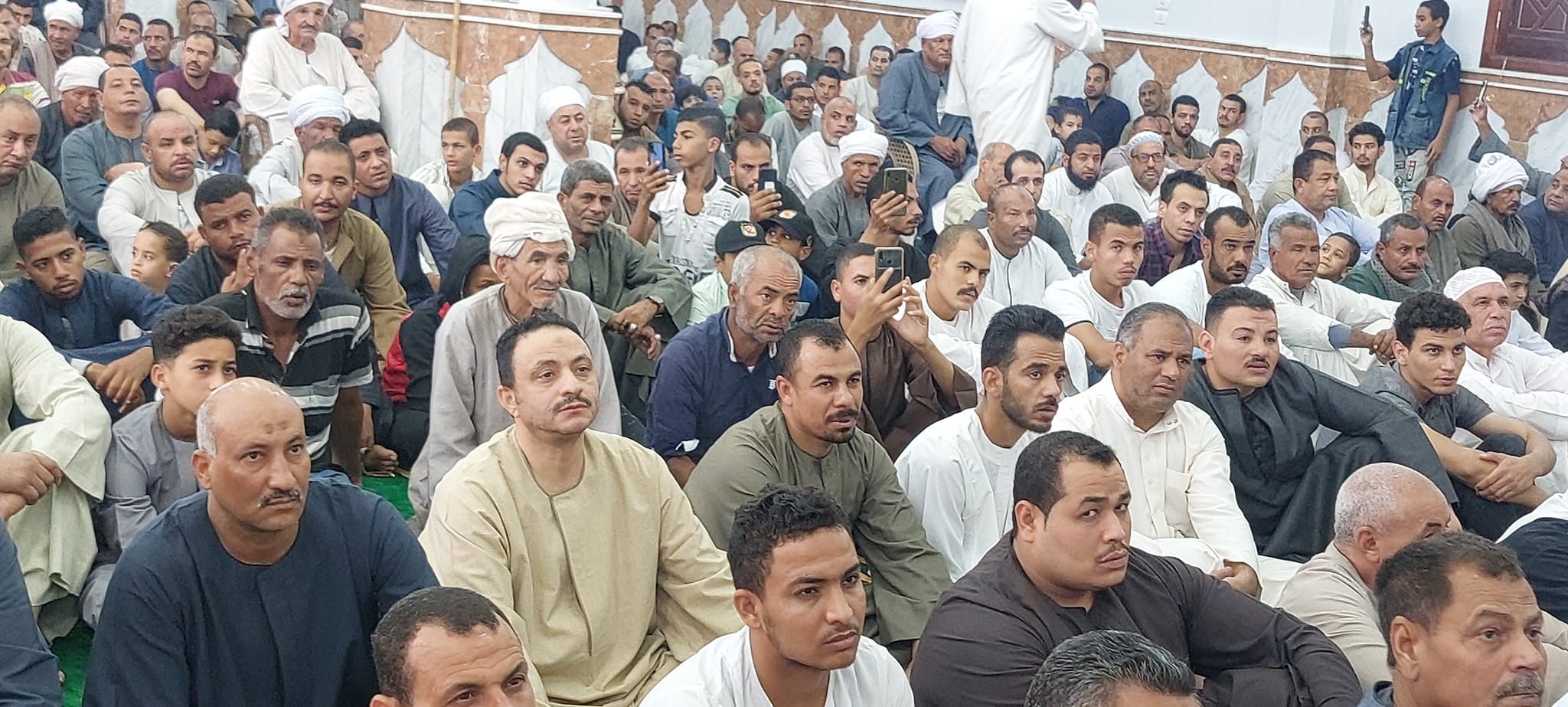 جموع المصلين فى افتتاح المسجد اليوم