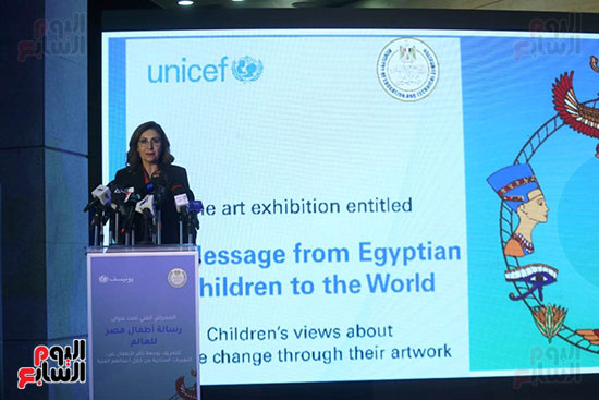معرض الفني رسالة أطفال مصر للعالم  (8)