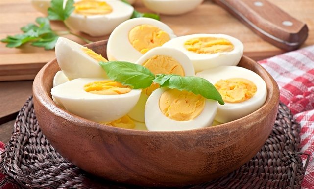 السر في البيض.. حليف غير متوقع لإنقاص الوزن