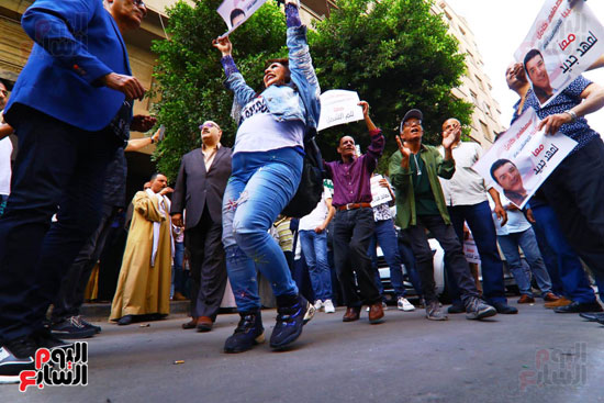 طبل بلدى ورقص استعدادًا للمؤتمر الصحفى لنقيب الموسيقيين مصطفى كامل (17)