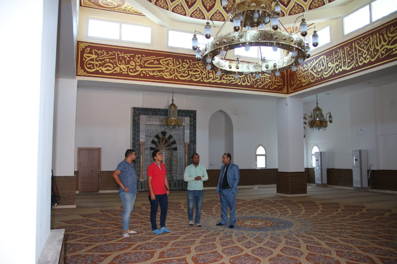 جولة داخل مسجد الجامعة خلال إنشاؤه