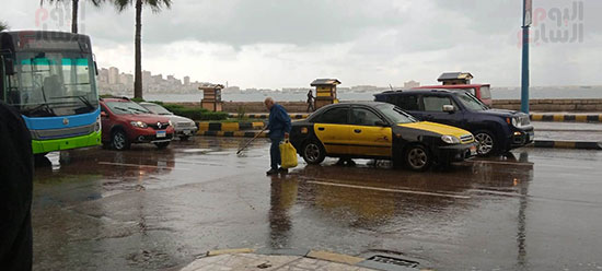 أمطار-غزيرة-على-الإسكندرية