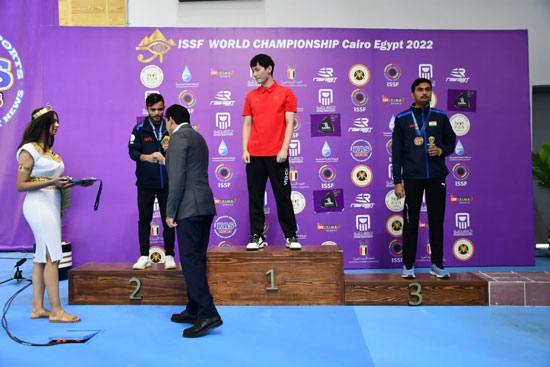 بطولة العالم للرماية بمدينة مصر الدولية للألعاب الأولمبية (8)