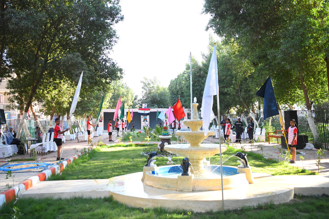 الحديقة العامة بمدينة قفط (2)