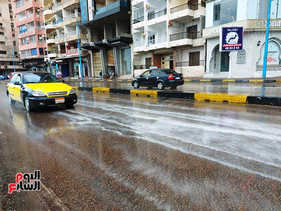 تجدد الأمطار على الإسكندرية وسط موجة جديدة من التقلبات (2)