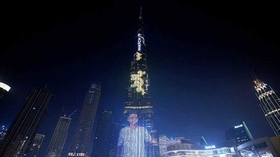 برج خليفة يضىء بالسلسلة الوثائقية أم الدنيا (1)