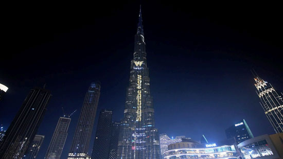 برج خليفة يضىء بالسلسلة الوثائقية أم الدنيا (7)
