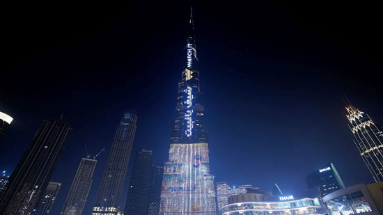 برج خليفة يضىء بالسلسلة الوثائقية أم الدنيا (6)
