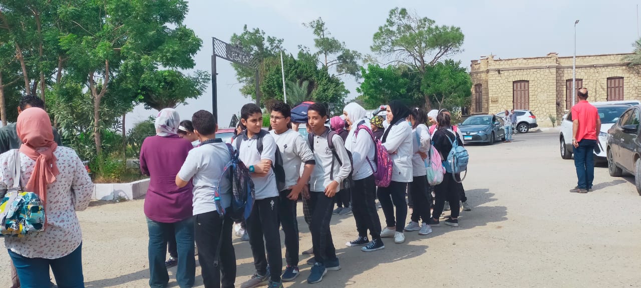 توافد الطلاب